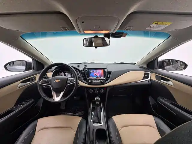 Chevrolet Monza 2022 320 AT Enjoy