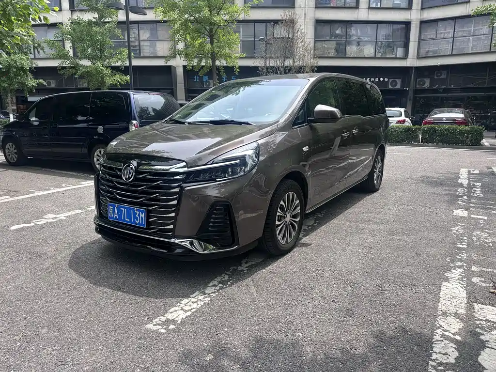 Buick GL8 2023
