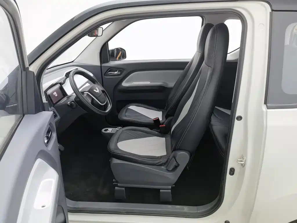 Wuling MINIEV — миниатюра 10