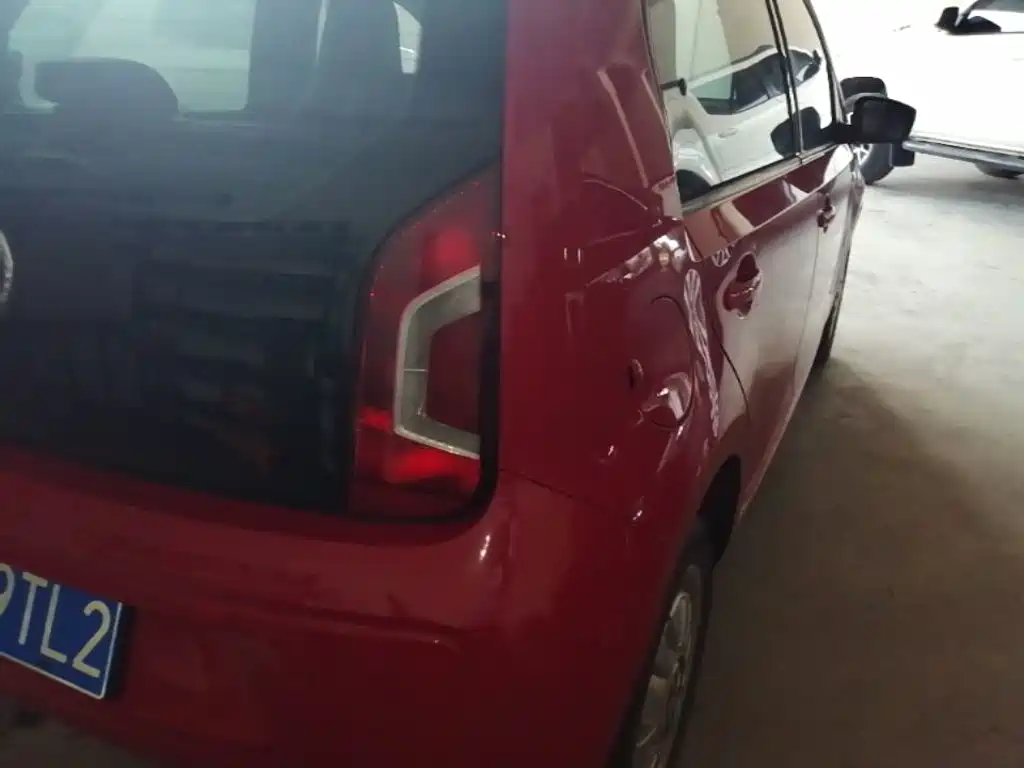 Volkswagen up! — миниатюра 8