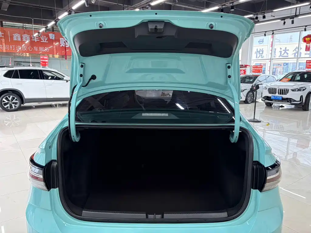 Volkswagen Lavida — миниатюра 11