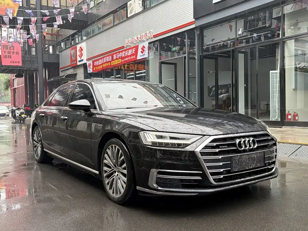 Audi A8 — миниатюра 3