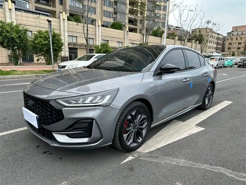 Ford Focus 2022