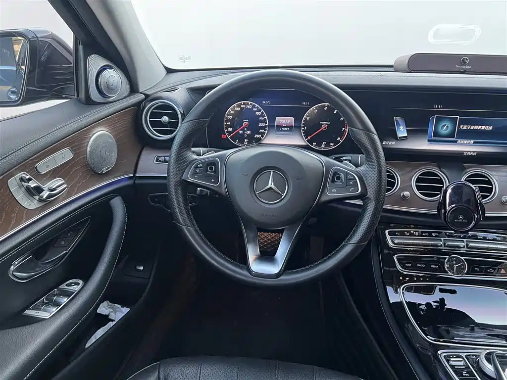 Mercedes-Benz E-Class E 2016 E 300 L Fashion