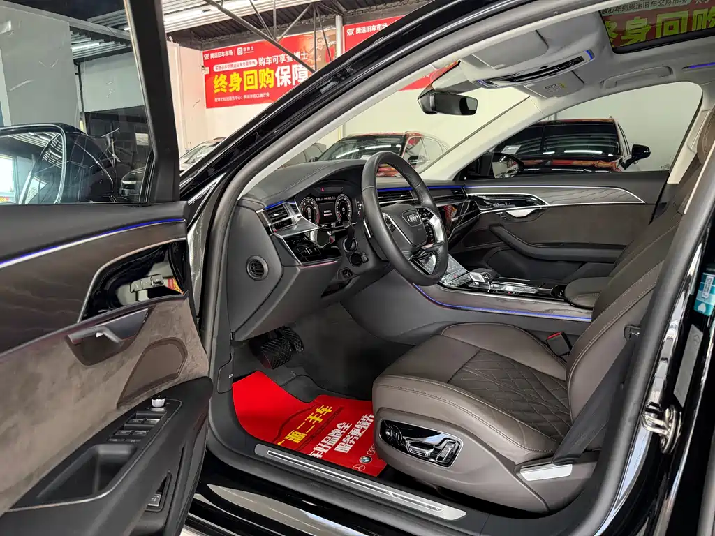 Audi A8 — миниатюра 7