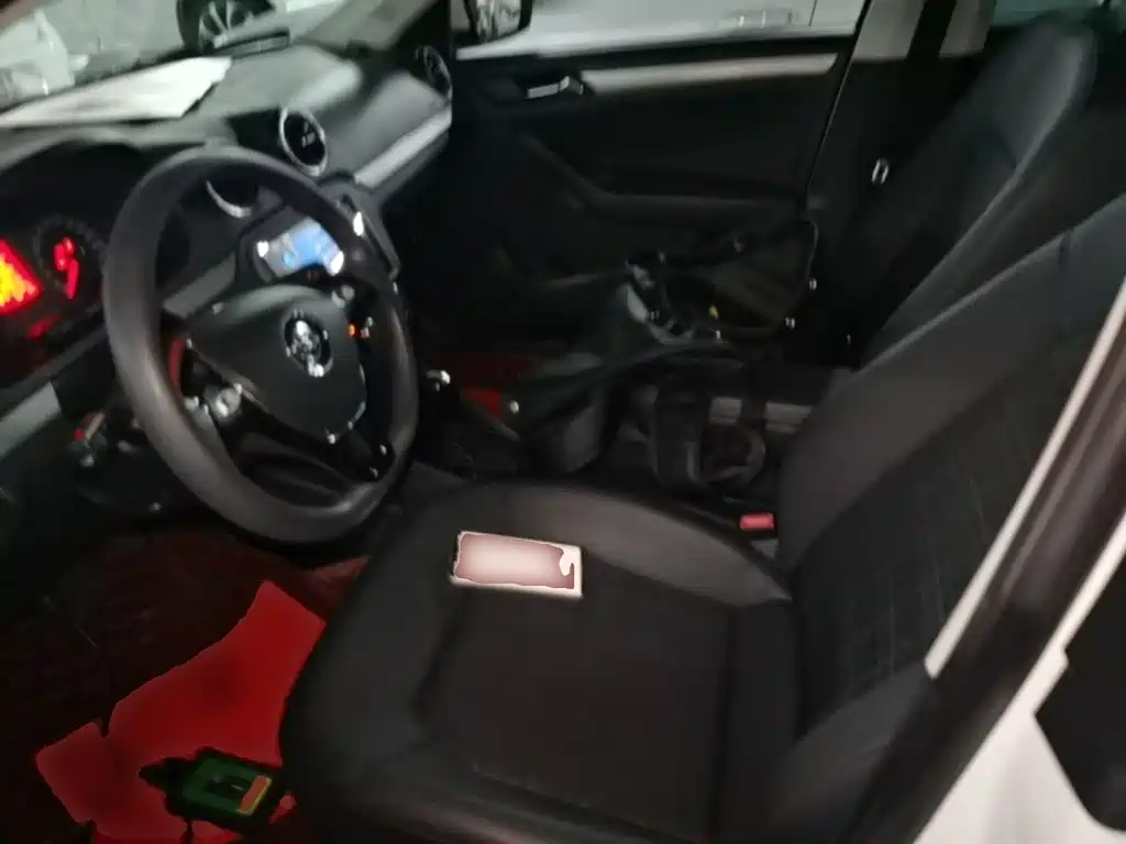 Volkswagen Jetta — миниатюра 15