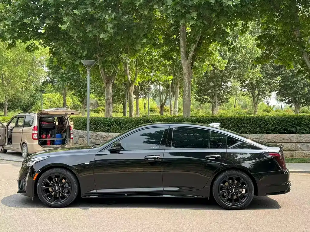 Cadillac CT5 2023 28T Luxury （ Standard ）