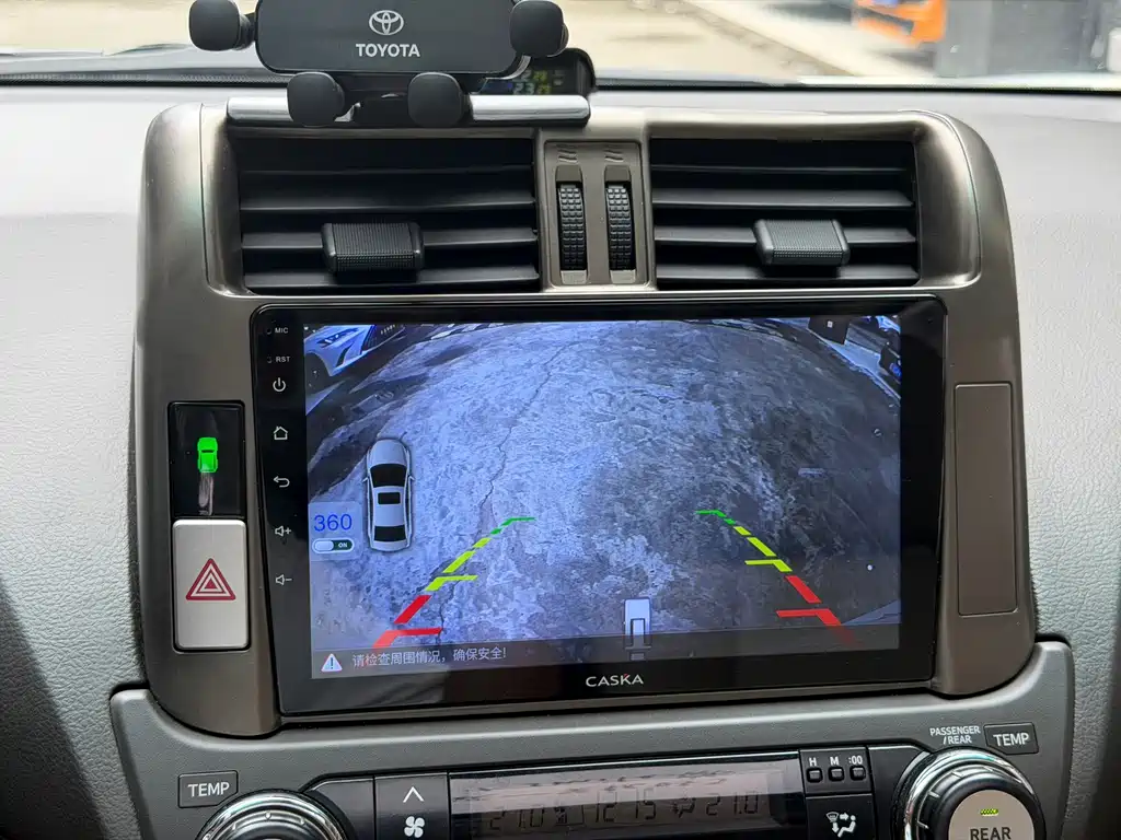 Toyota Prado — миниатюра 10