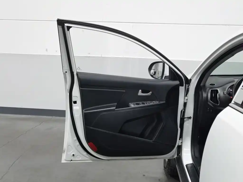 Kia Sportage — миниатюра 8