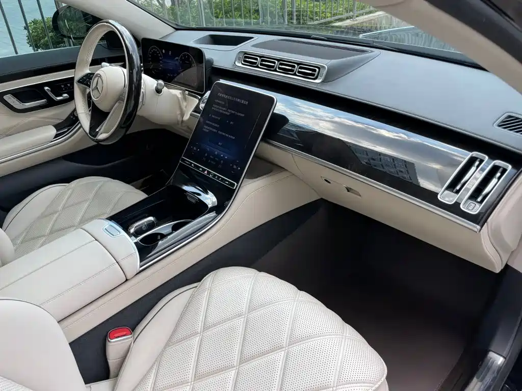 Mercedes-Benz S-Class — миниатюра 21