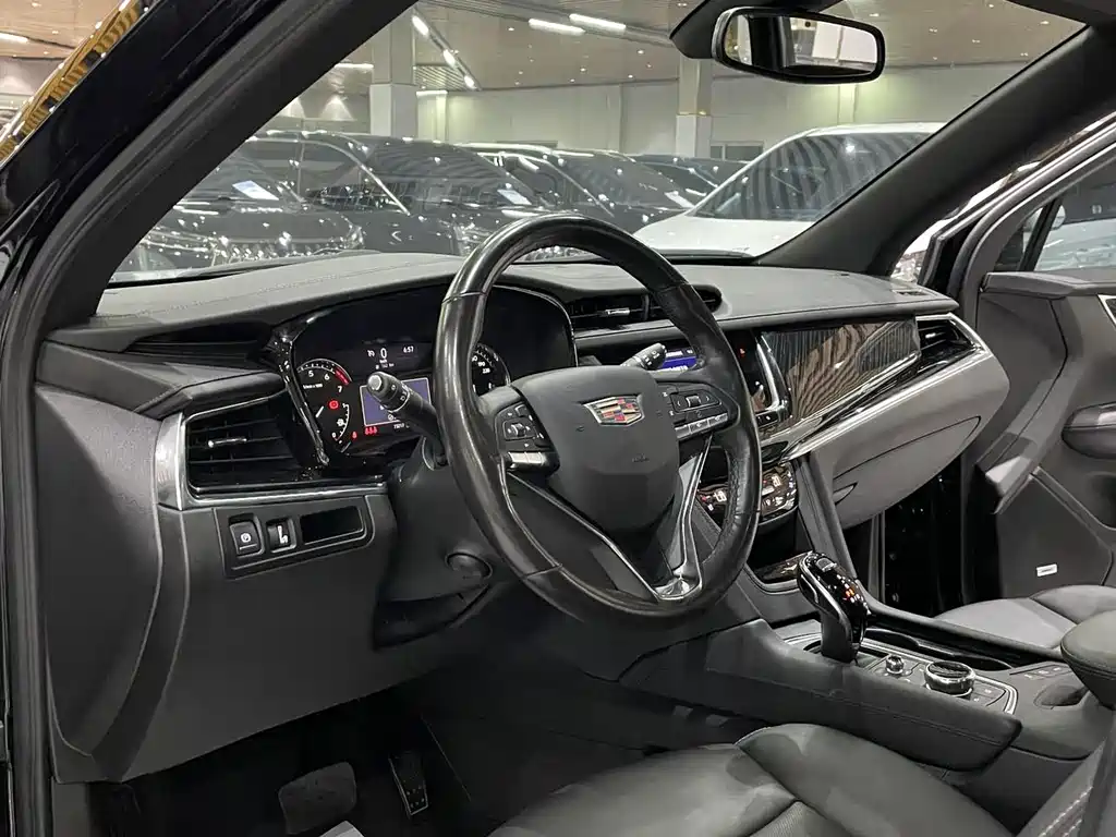 Cadillac XT6 — миниатюра 10