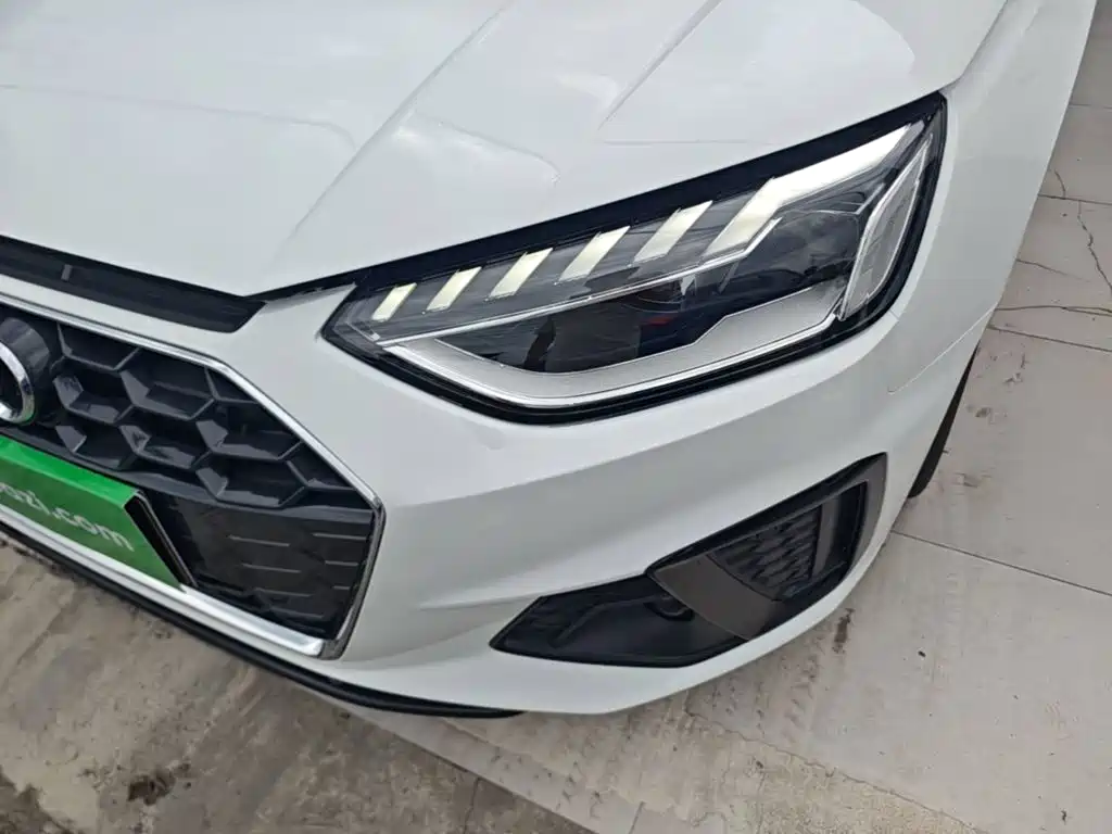 Audi A4L — миниатюра 24