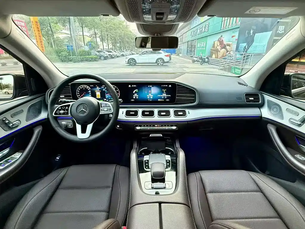 Mercedes-Benz GLE (Import) — миниатюра 6