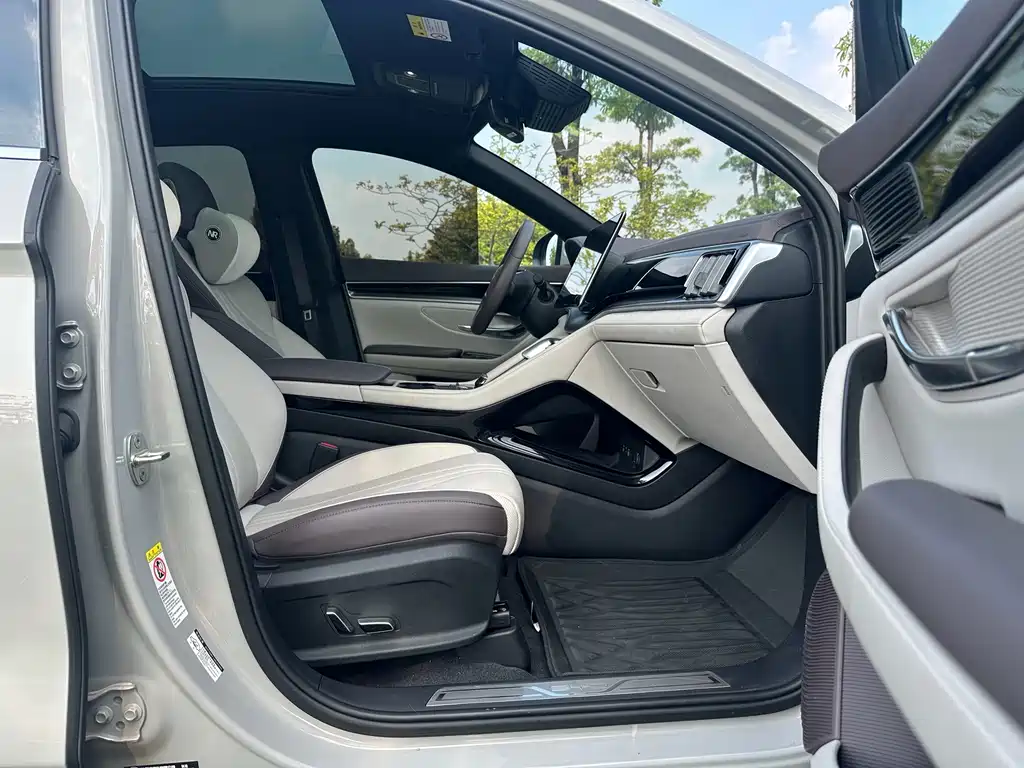 BYD PLUS New Energy — миниатюра 14