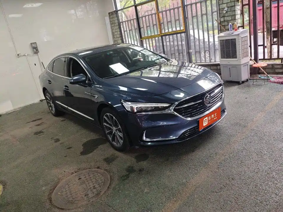 Buick LaCrosse — миниатюра 3