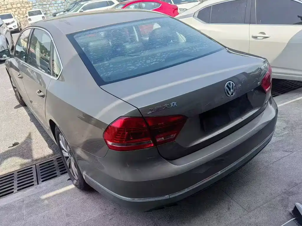 Volkswagen Passat — миниатюра 7