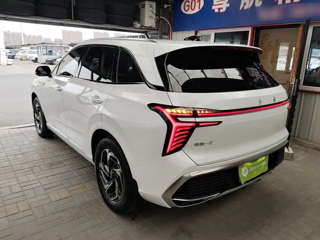 Hongqi Hongqi HS3 — миниатюра 5