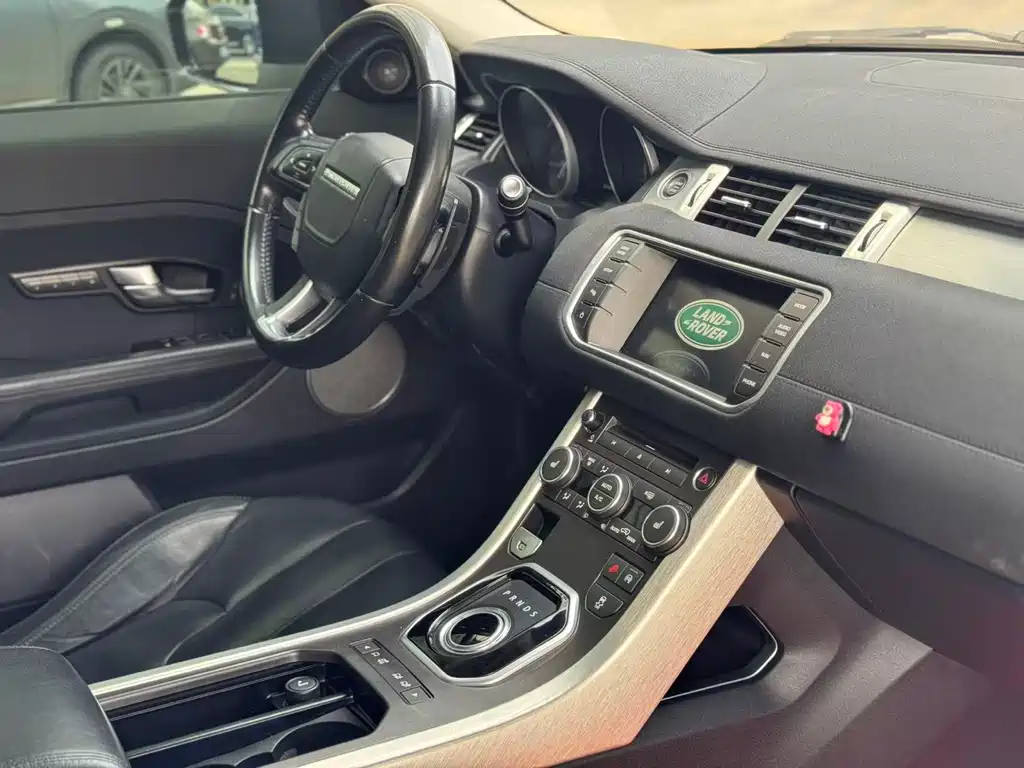 Land Rover Range Rover Evoque 2015 2.0T