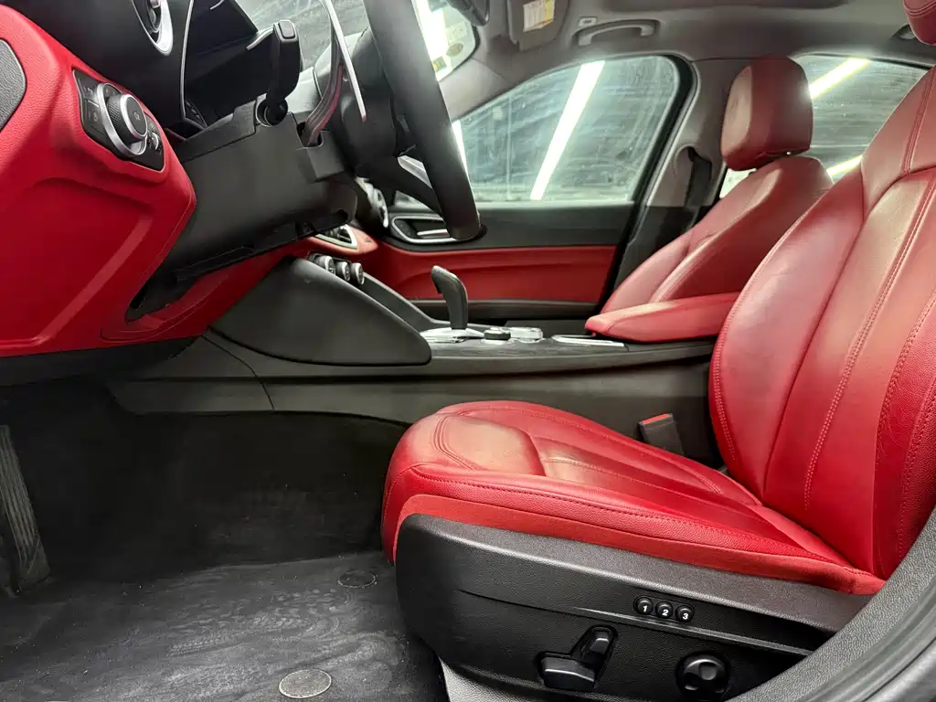 Alfa Romeo Giulia — миниатюра 5