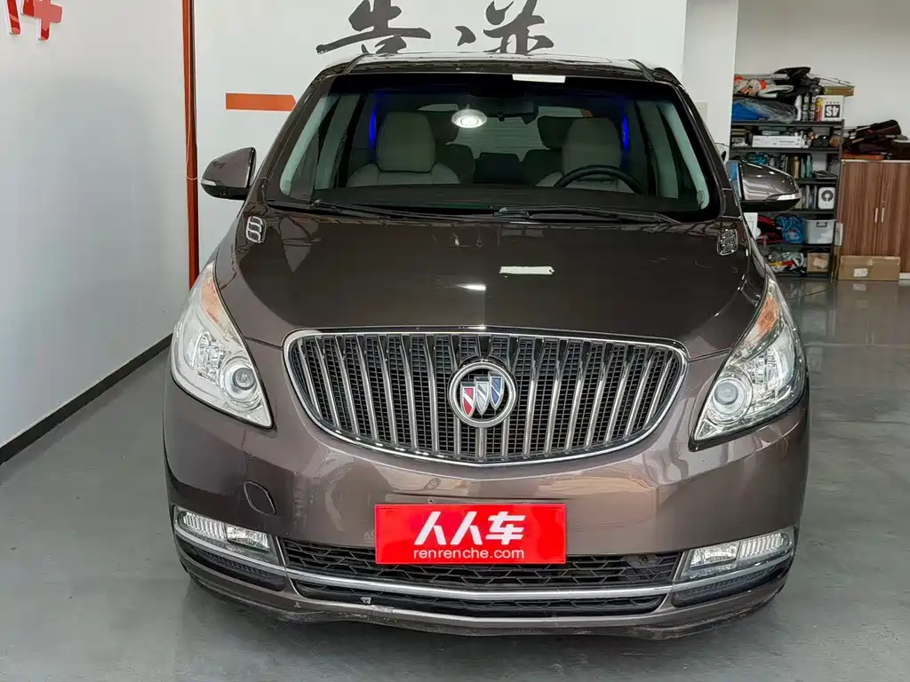 Buick GL8 — миниатюра 2