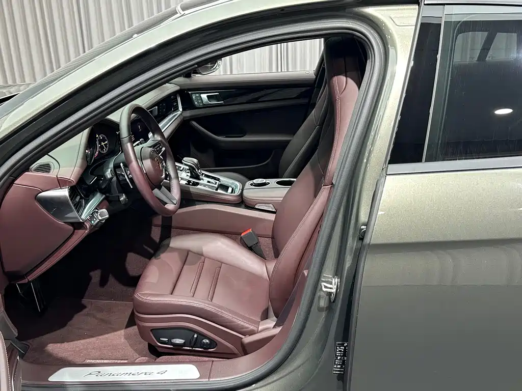 Porsche Panamera Hybrid — миниатюра 10