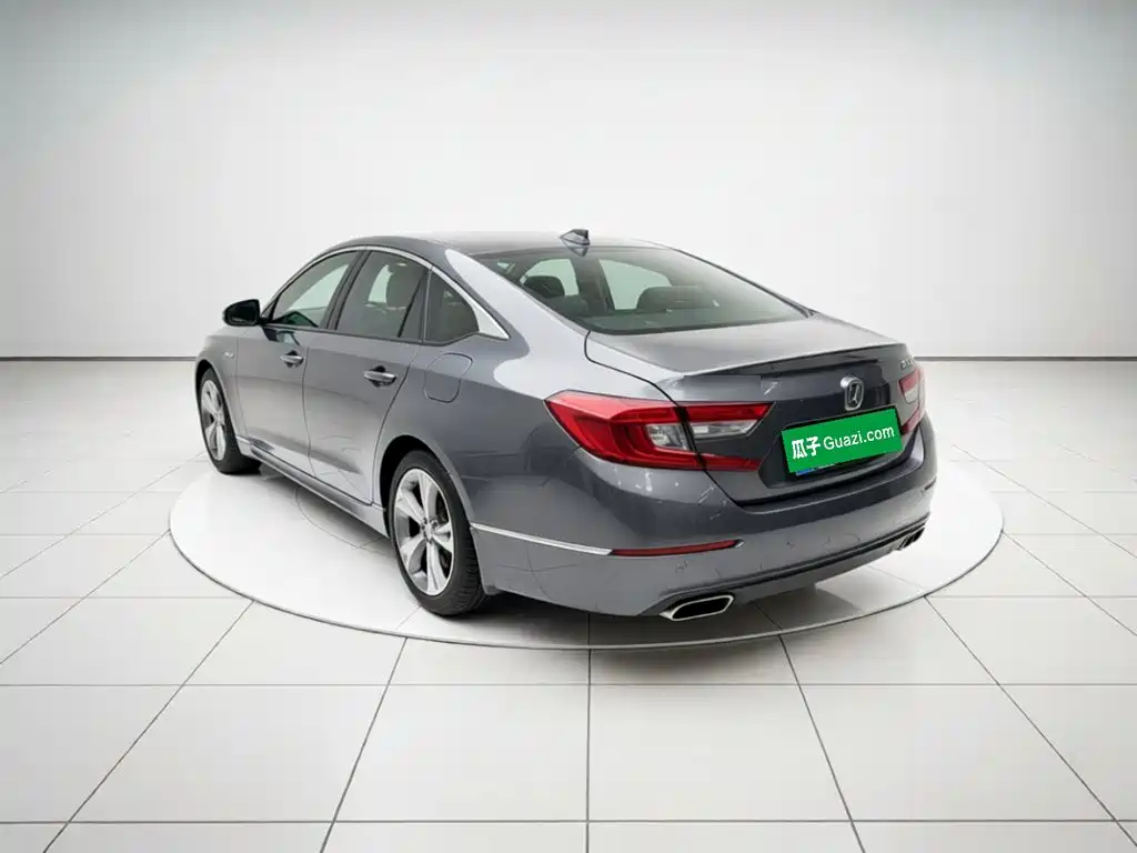 Honda Accord — миниатюра 4