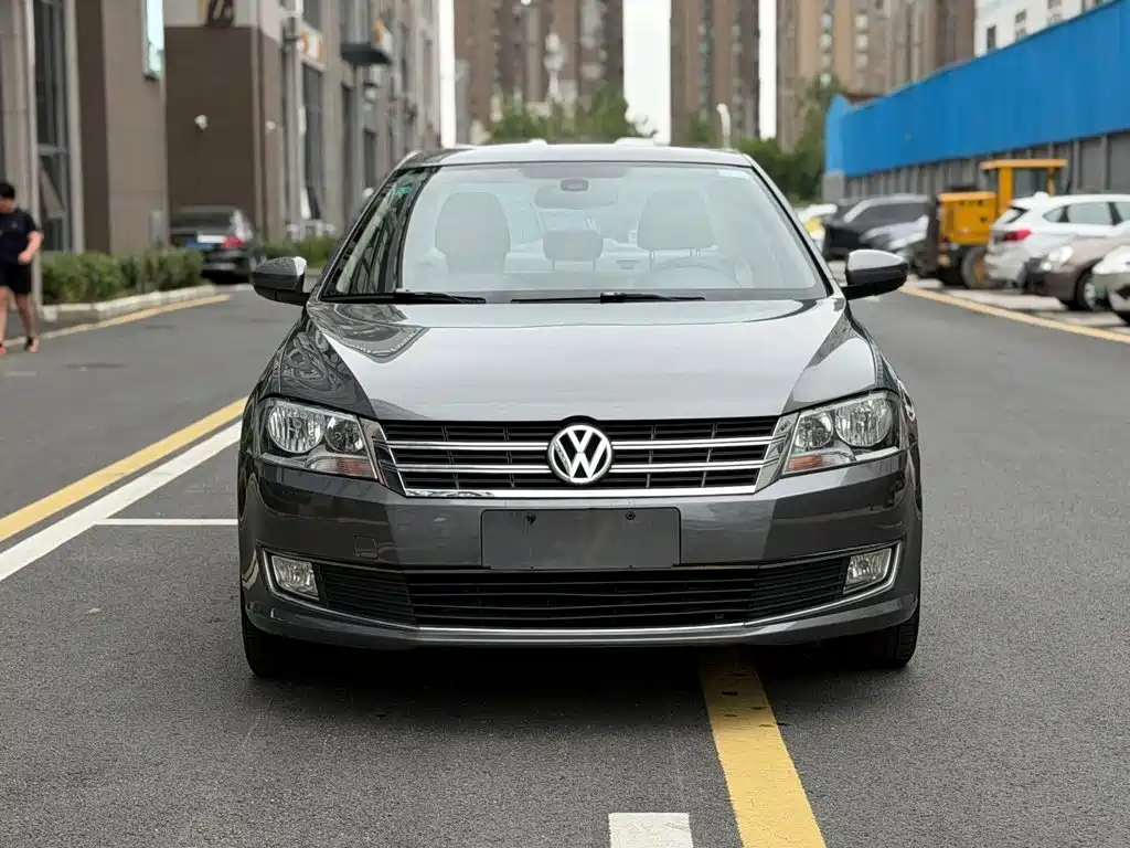Volkswagen Lavida — миниатюра 2