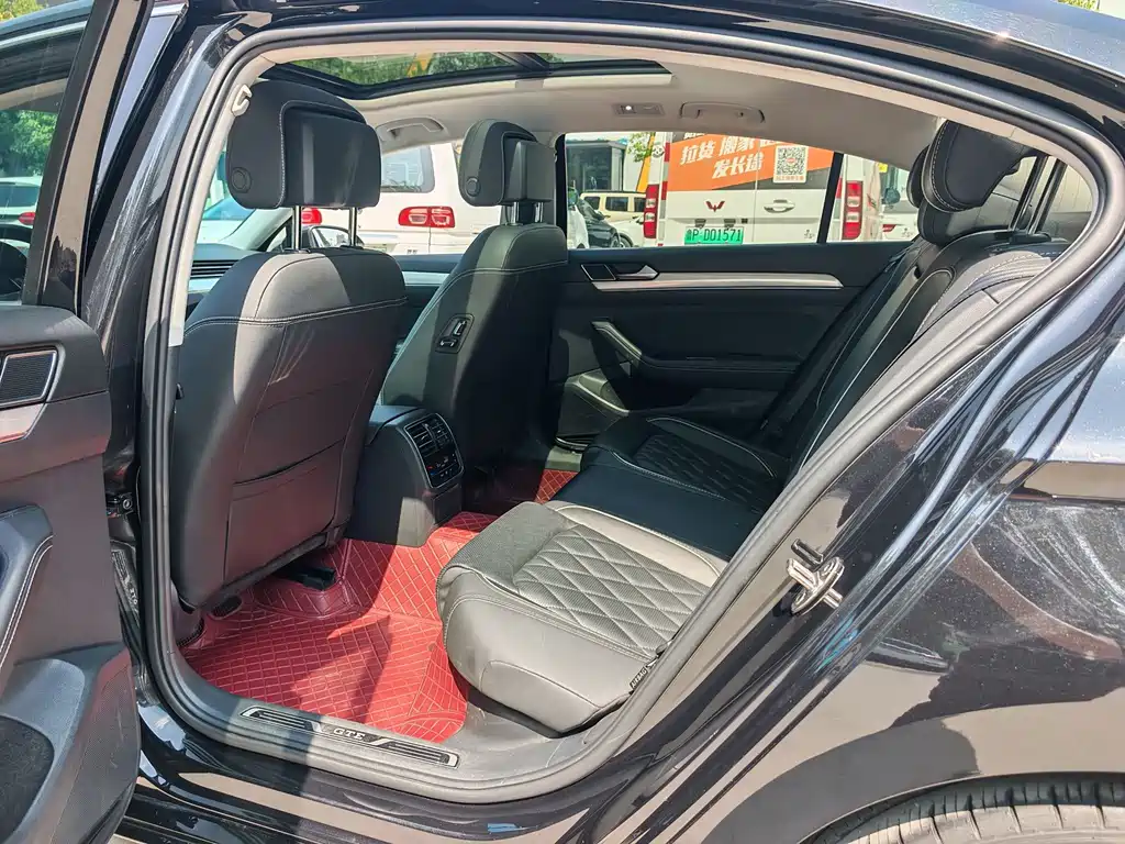 Volkswagen 迈腾 PHEV — миниатюра 10