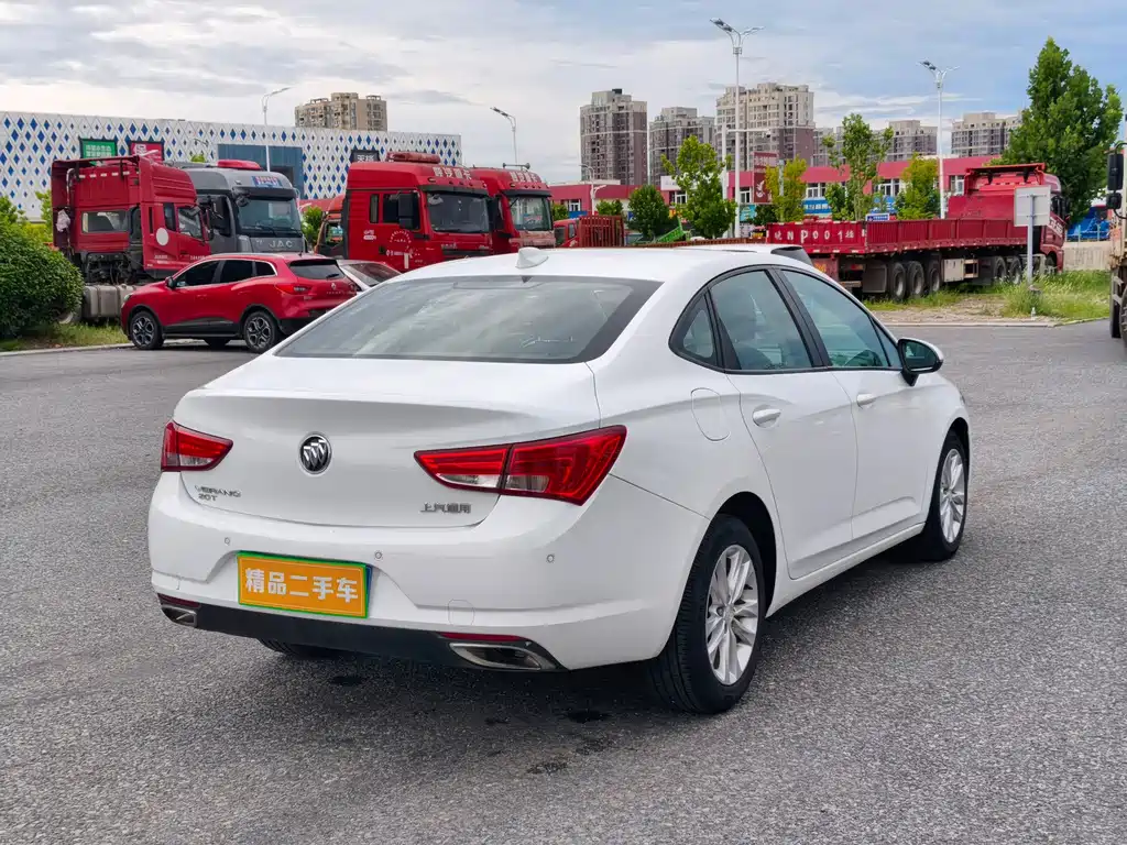 Buick Verano — миниатюра 7