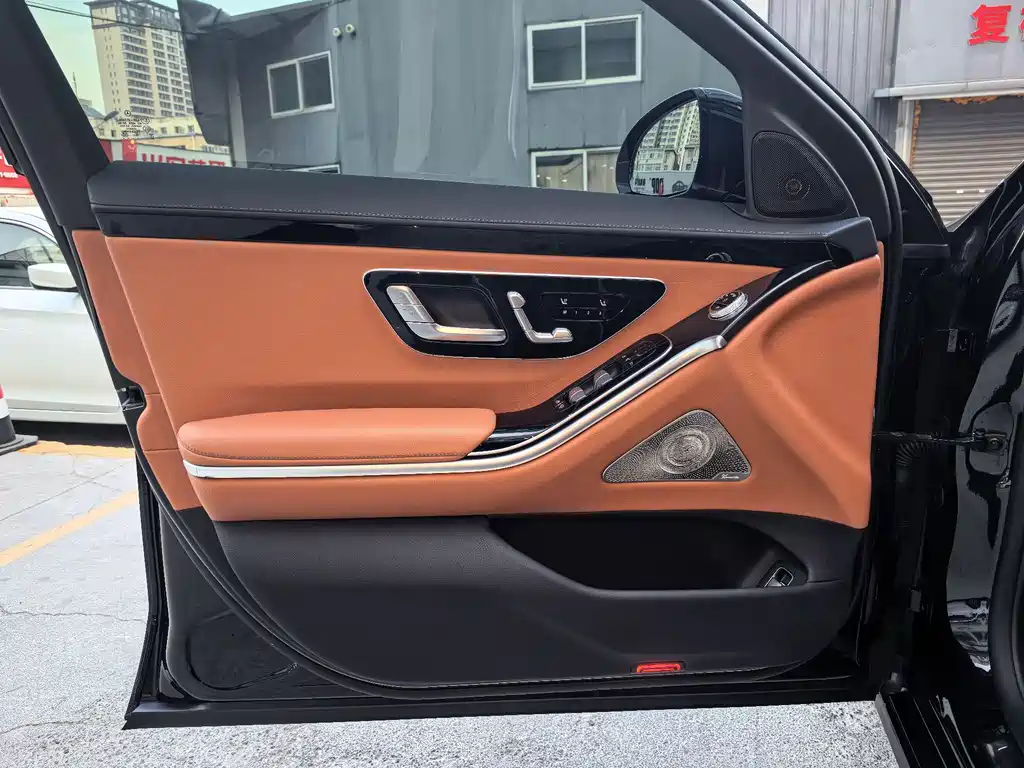 MERCEDES-BENZ S CLASS