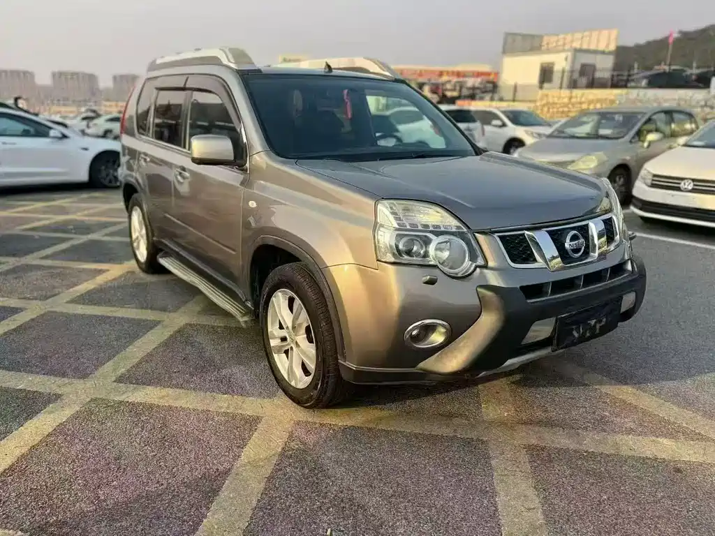 Nissan X-Trail — миниатюра 3