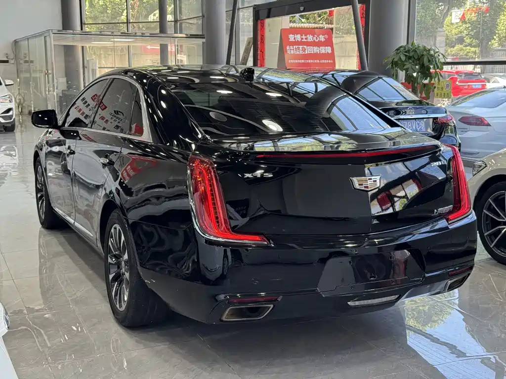 Cadillac XTS — миниатюра 4