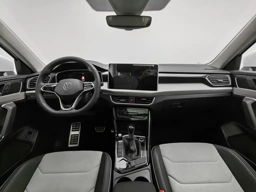 Volkswagen X — миниатюра 5