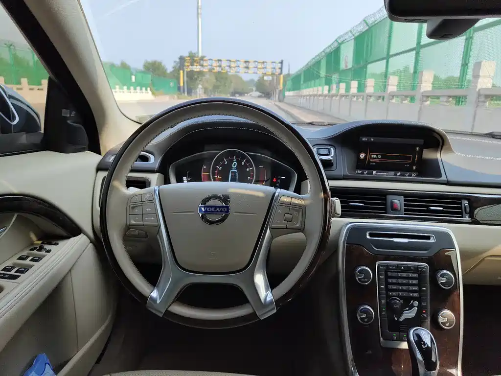 Volvo S80L — миниатюра 7