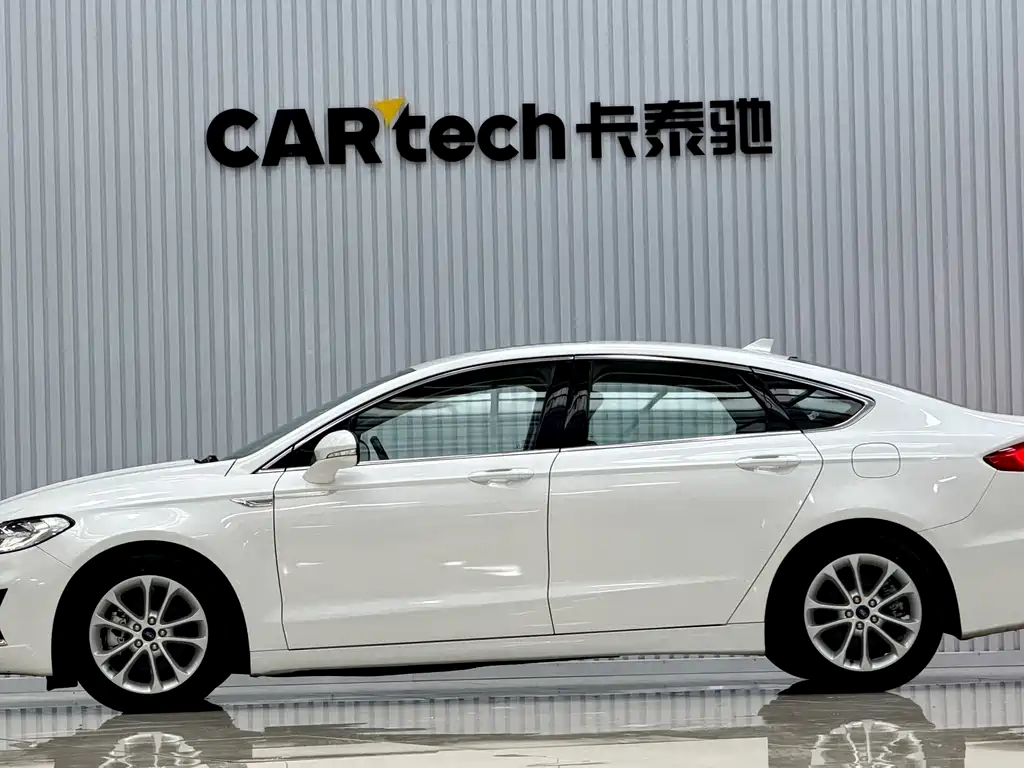 Ford Mondeo 2020 EcoBoost 180 Fashion