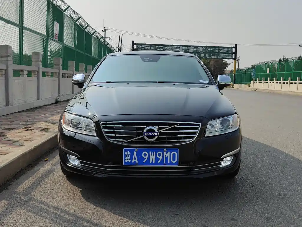 Volvo S80L — миниатюра 2