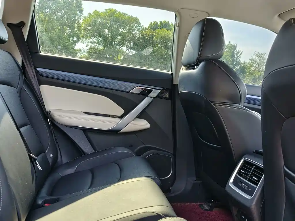 Geely Boyue — миниатюра 18