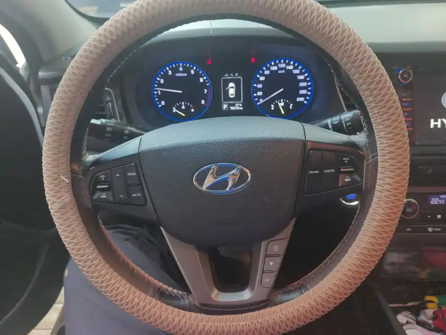 Hyundai Mistra — миниатюра 15