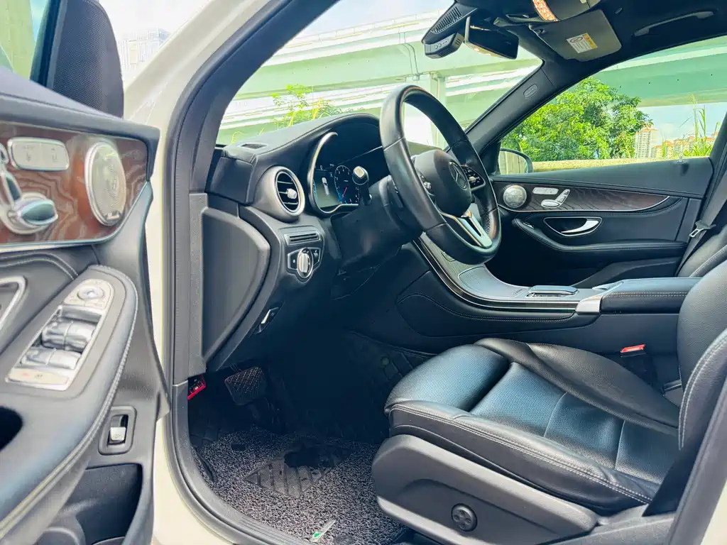Mercedes-Benz GLC — миниатюра 9