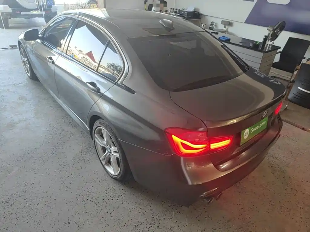BMW 3 Series — миниатюра 5
