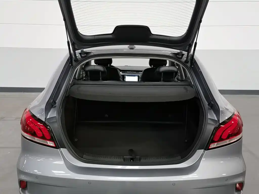 MG 6 New Energy — миниатюра 16