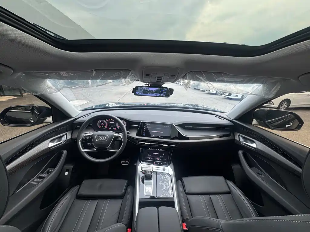 Audi Q6 — миниатюра 5
