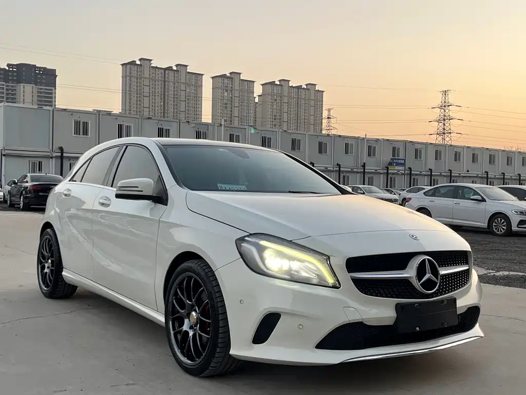 Mercedes-Benz A-Class (Import) — миниатюра 3