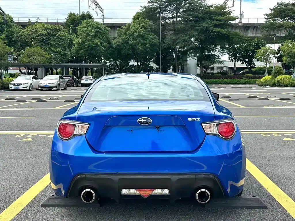 Subaru BRZ — миниатюра 8