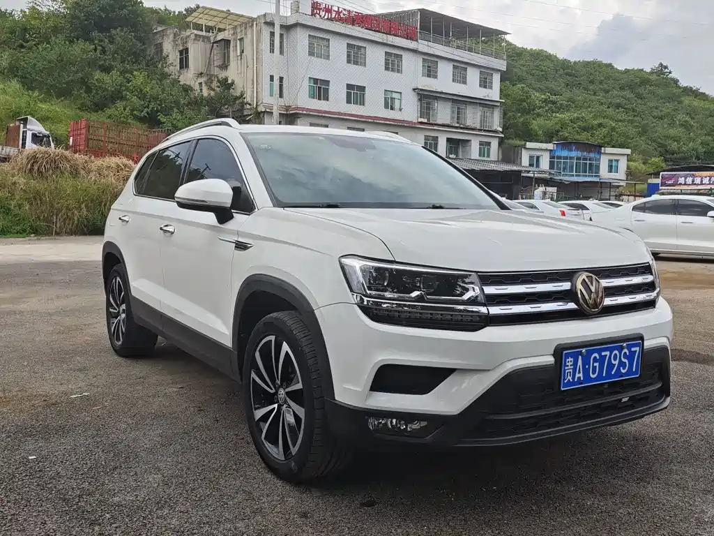 Volkswagen Tharu — миниатюра 3