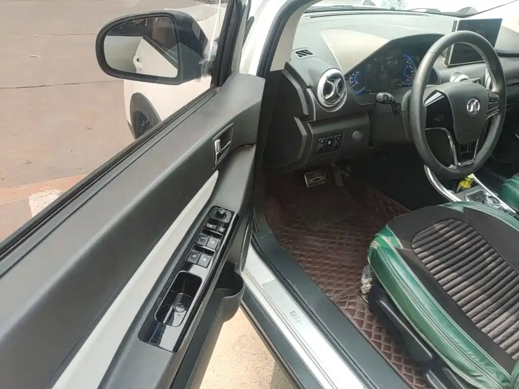 BAIC New Energy EC5 — миниатюра 16