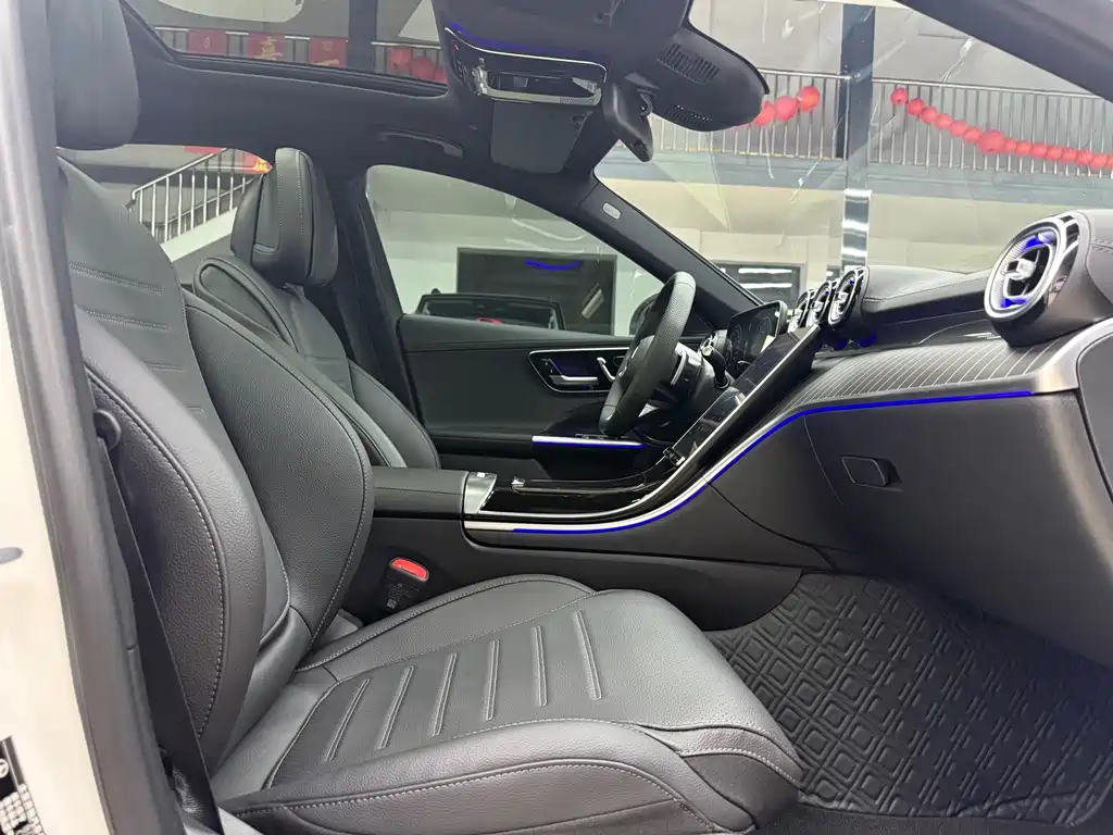 Mercedes-Benz C-Class — миниатюра 19