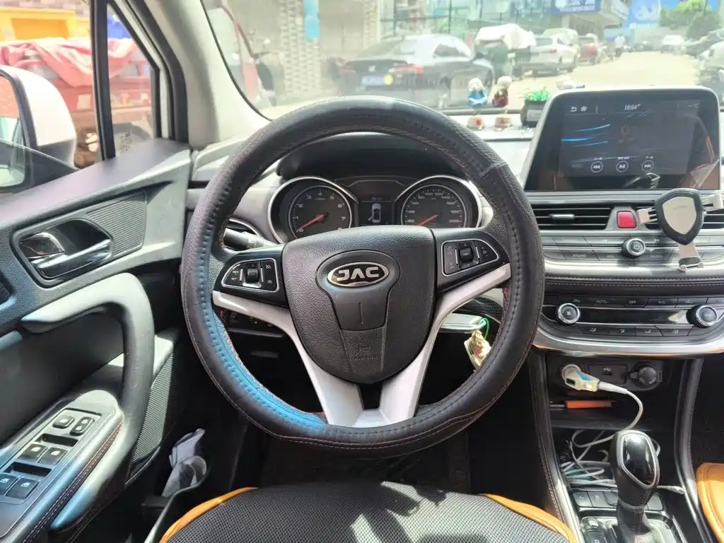 JAC Refine S3 — миниатюра 6