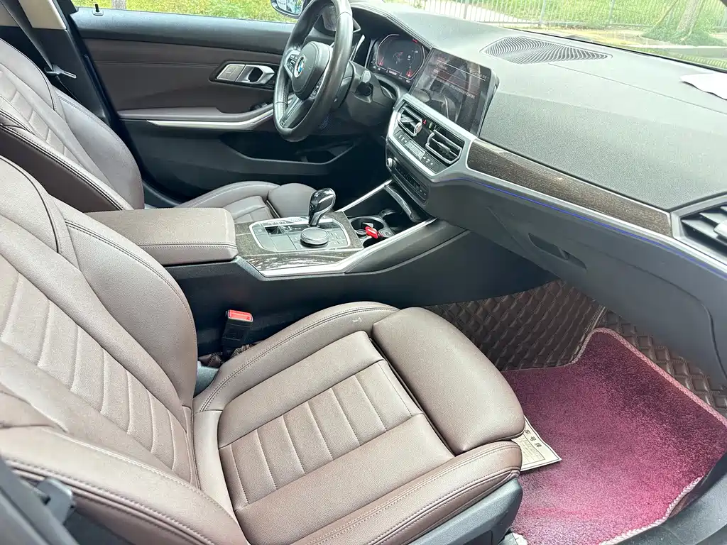 BMW 3 Series — миниатюра 12