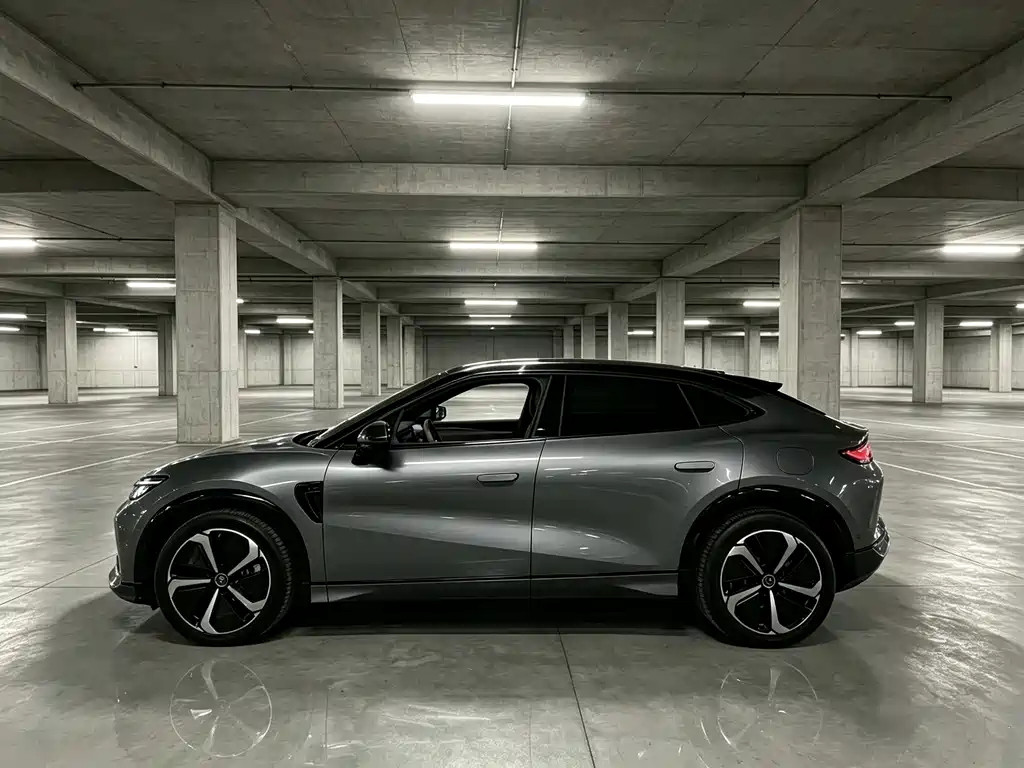 BYD L EV — миниатюра 3